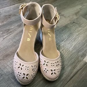 🌟Host Pick🌟 Unisa Unareia Espadrilles size 7